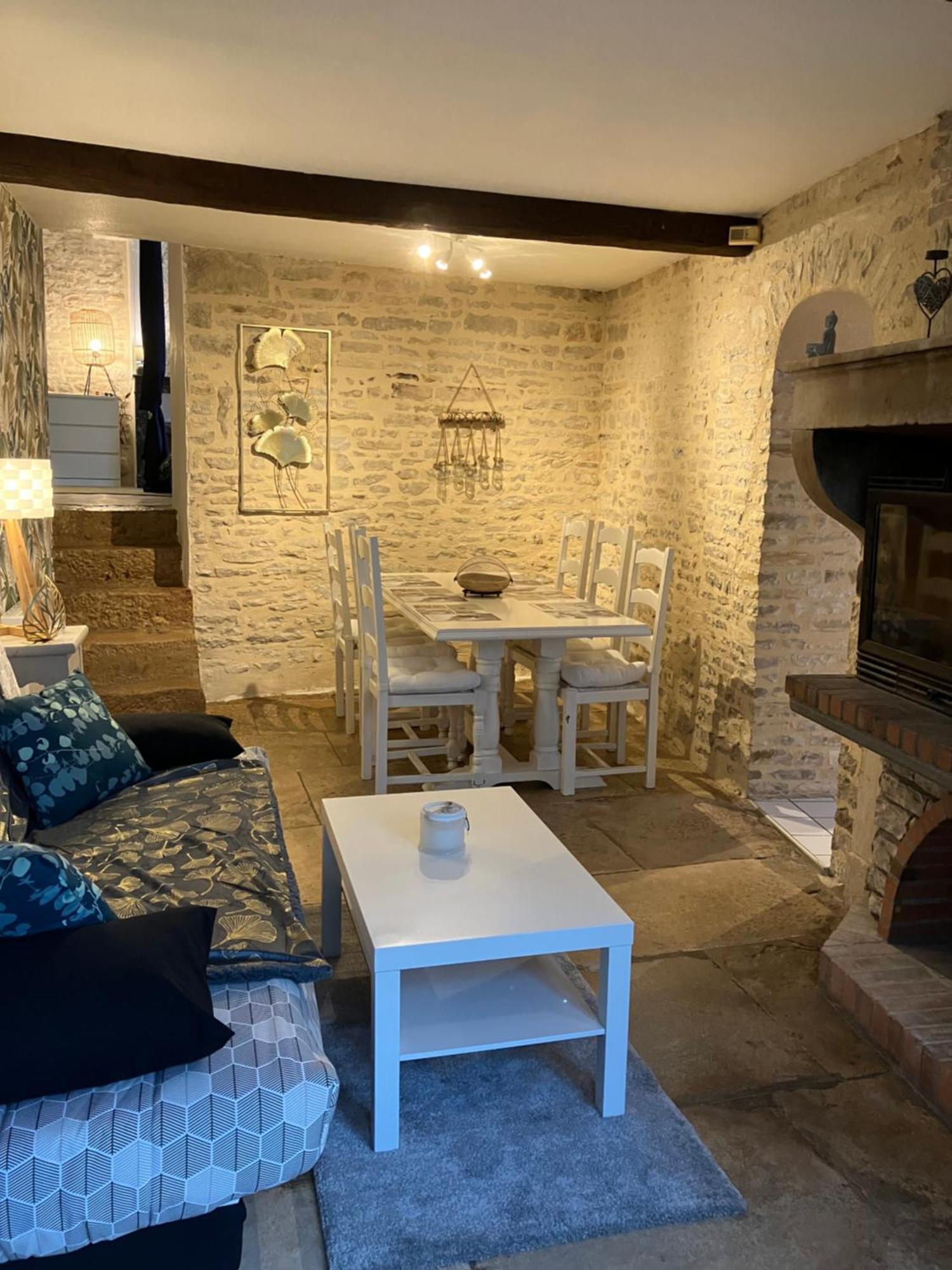 Charmante Maison En Pierres Precy-le-Sec Bagian luar foto