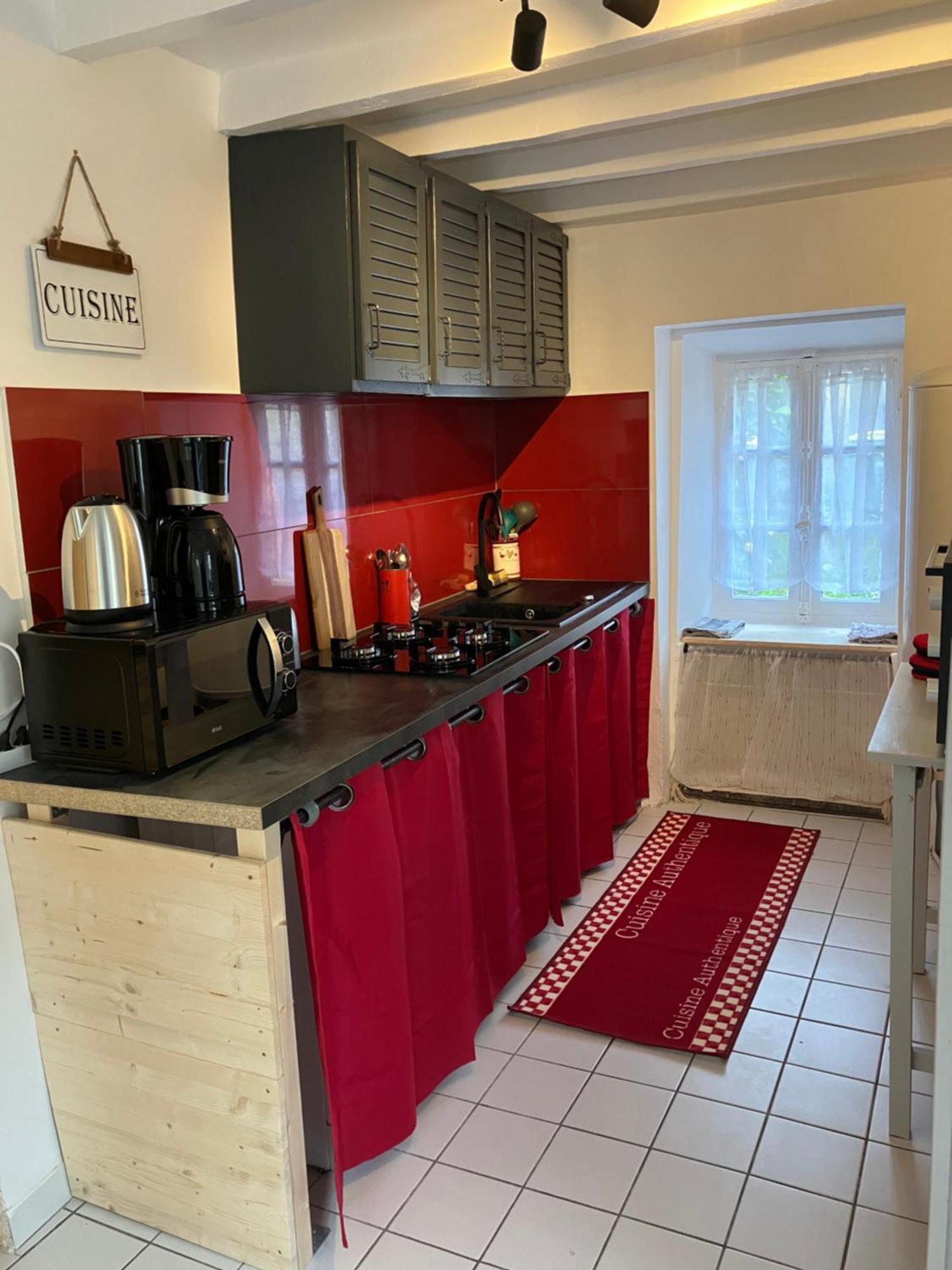 Charmante Maison En Pierres Precy-le-Sec Bagian luar foto