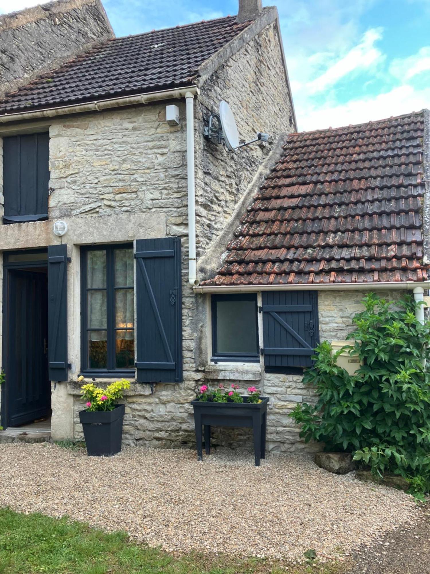 Charmante Maison En Pierres Precy-le-Sec Bagian luar foto